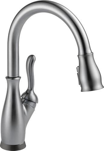 Delta Faucet Leland Pull-Down Kitchen Faucet 9178-AR-DST